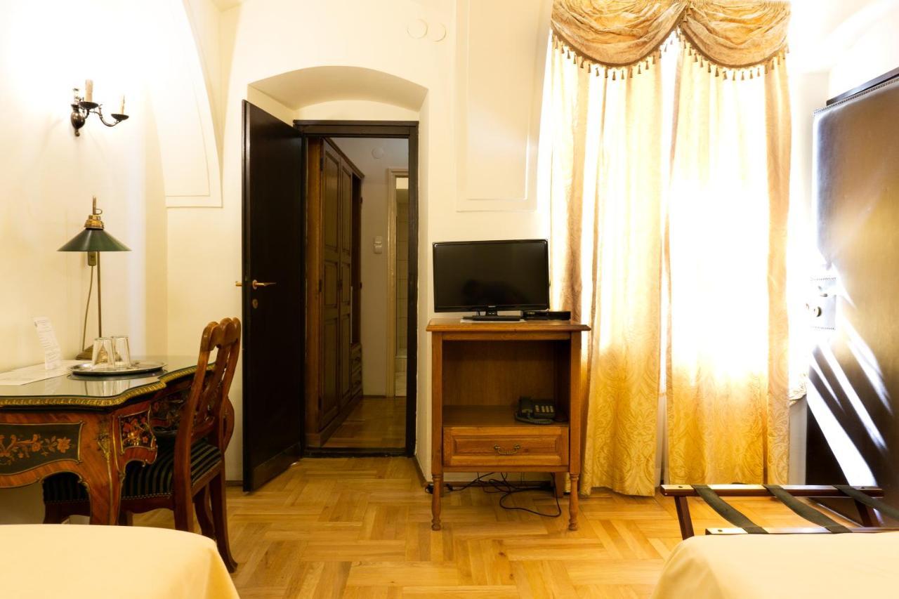 Monarchy Residence Budapeste Exterior foto